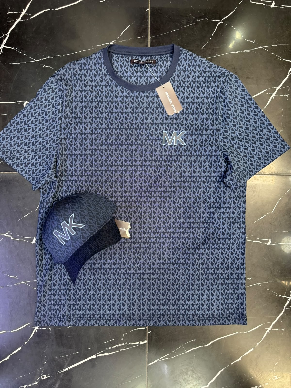 Conjunto Michael Kors Azul Polera y Gorro Hombre