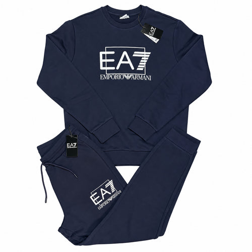 Conjunto EA7 azul marino sin gorro — vista frontal
