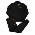 Conjunto EA7 negro con logo dorado — vista frontal