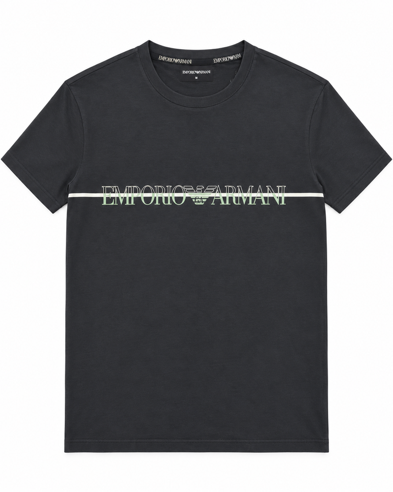 Polera Emporio Armani negra logo lineal, vista frontal