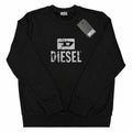 Polerón Diesel negro con logo gris en el pecho — vista frontal